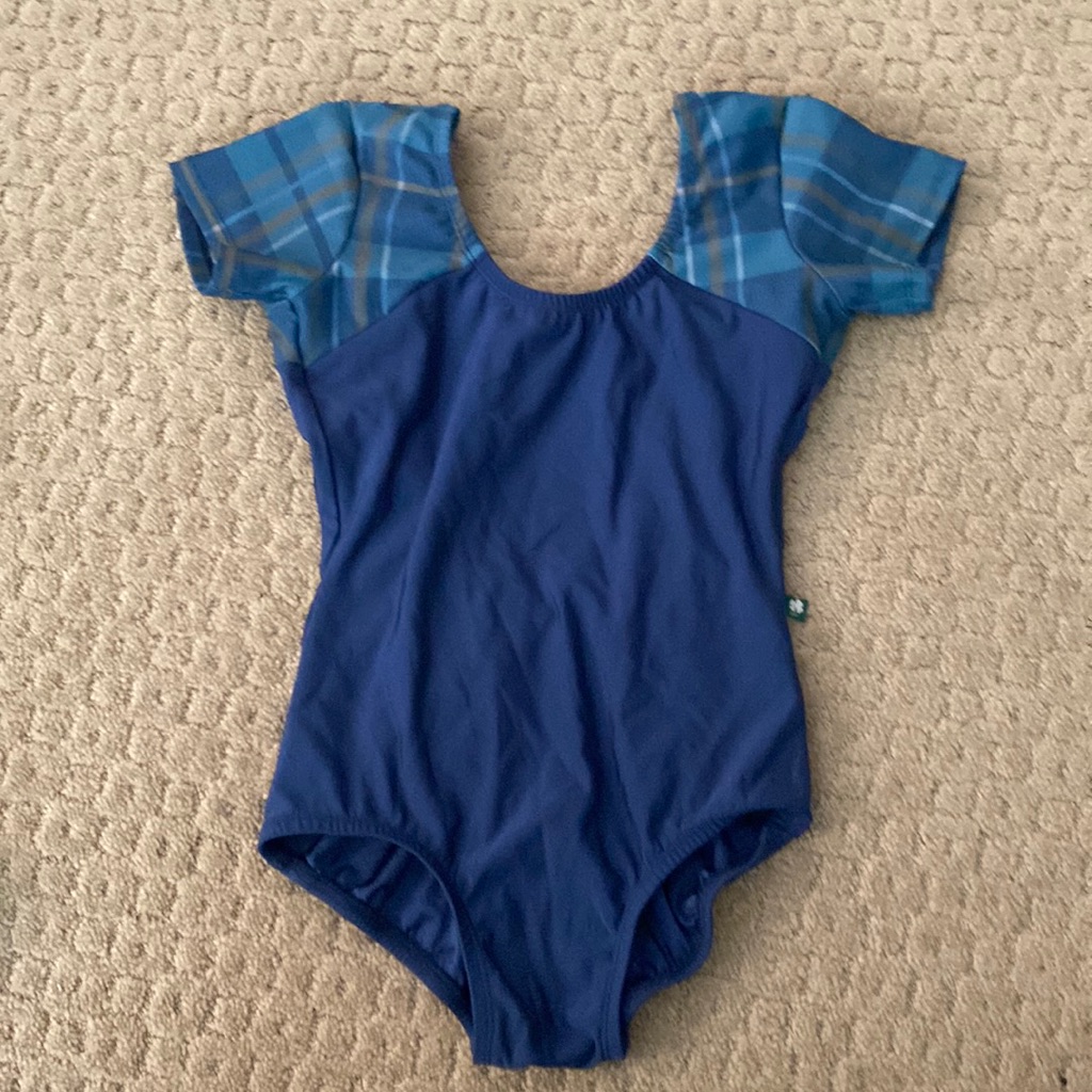 Luckyleo Size Medium